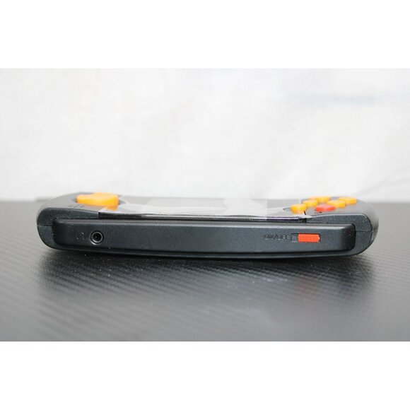 Atari Flashback Portable SD Card Slot 2.8" LCD Display 70 Built-in Games - Picture 5 of 9